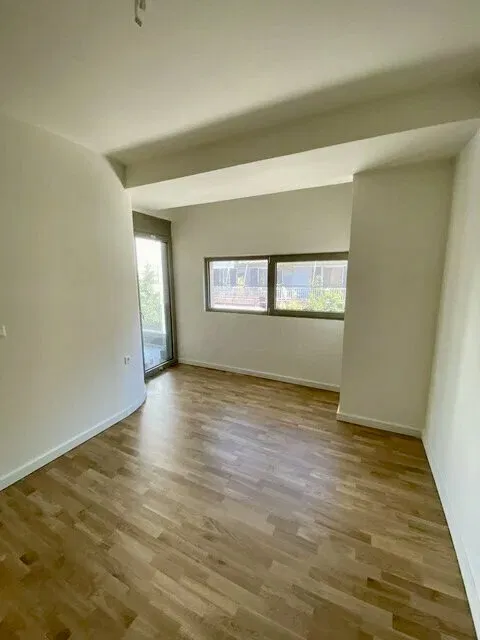 112 m² Modern Three-Bedroom Apartment for Sale in Agia Paraskevi Athens, Athens Northern suburbs — photo 4