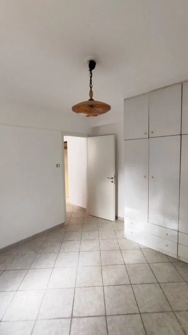 40 m² Two-Bedroom Renovated Apartment for Sale in Palaio Faliro, Athens Southern suburbs — photo 3