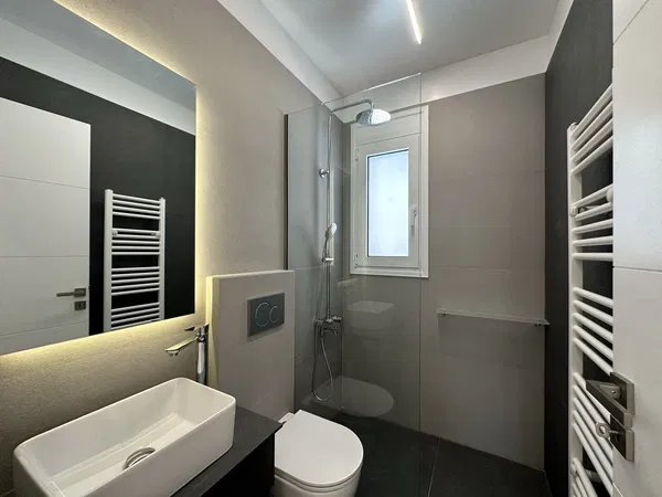 100 m² Three-Bedroom Apartment for Sale in Palaio Faliro, Athens Southern suburbs — photo 5