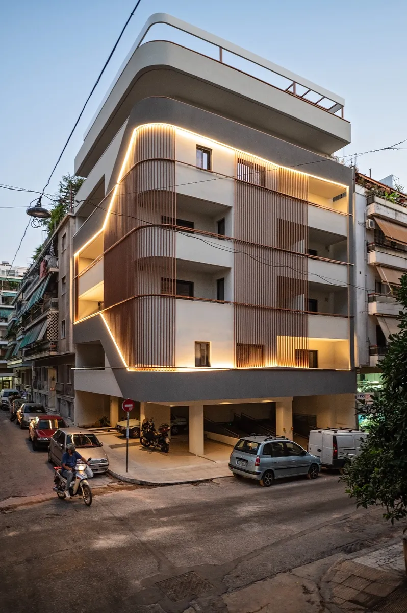 110 m² Apartment with Three Bedrooms for Sale in Kypseli, Athens Center