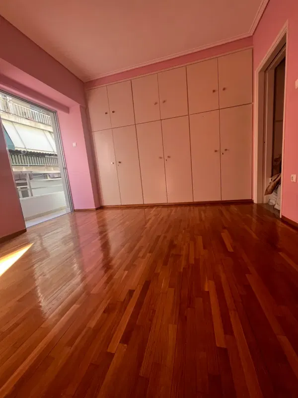 105 m² Apartment with Three Bedrooms for Sale in Pasalimani, Piraeus — photo 2