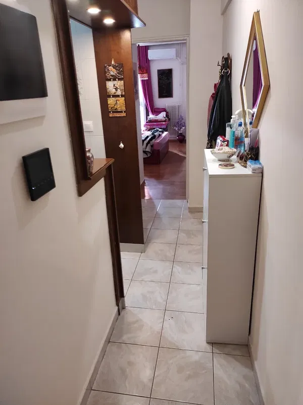 One-Bedroom Apartment for Sale in Neo Faliro, Piraeus — photo 2