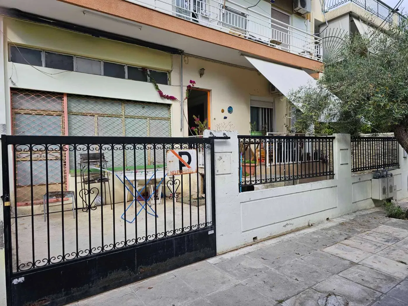 165000 m² Three-Bedroom Apartment for Sale in Egaleo, Athens Western Suburbs