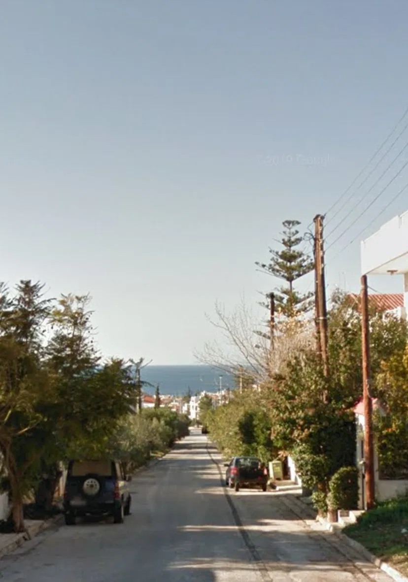 762 m² Plot of Land for Sale in Saronida, Attica