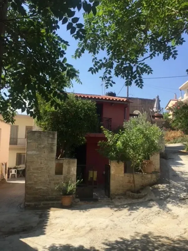 Two-Bedroom Villa for Sale in Heraklion with Air conditioning