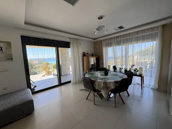 Sea-View 255 m² Villa with Four Bedrooms for Sale in Kalyves, Apokoronas — photo 5