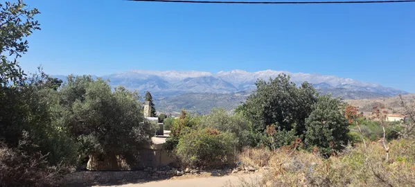 1,100 m² Plot of Land for Sale in Megala Chorafia, Chania — photo 2