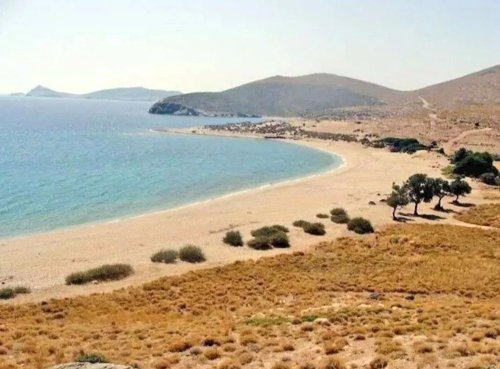 Sea-View 400,000 m² Plot of Land for Sale in Kastri, Evia