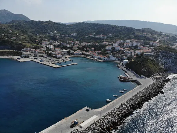 Sea-View 1,640 m² Plot for Sale in Ikaria, Eastern Aegean — photo 2