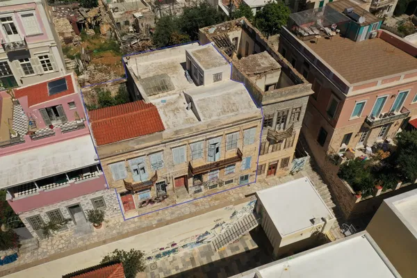 376 m² Building for Sale in Syros, Cyclades — photo 2