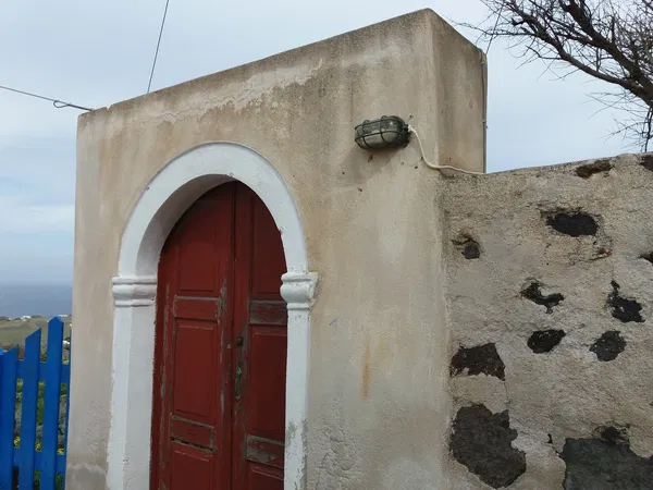 Sea-View 150 m² Villa with Two Bedrooms for Sale in Santorini, Cyclades — photo 3