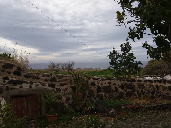 Sea-View 150 m² Villa with Two Bedrooms for Sale in Santorini, Cyclades — photo 4