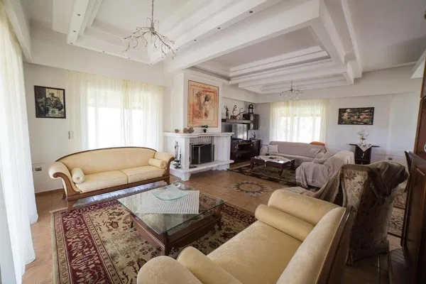 335 m² Villa with Six Bedrooms for Sale in Kalamata, Peloponnese — photo 5