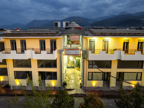 Renovated Building for Sale in Aigio, Peloponnese — photo 5