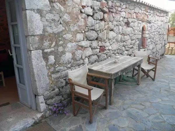 Renovated Two-Bedroom Villa for Sale in Mani, Messinia — photo 2