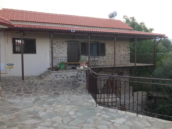 Renovated 200 m² Villa with Three Bedrooms for Sale in Lakonia, Peloponnese — photo 2