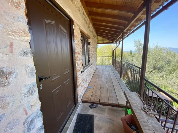 Renovated 200 m² Villa with Three Bedrooms for Sale in Lakonia, Peloponnese — photo 4