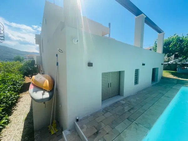 Renovated Five-Bedroom Villa for Sale in Akrata, Peloponnese — photo 4