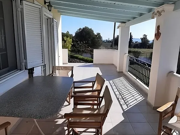Two-Bedroom Villa for Sale in Ermioni, Argolida — photo 4