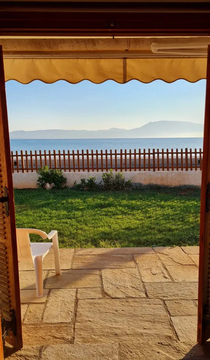 Renovated 170 m² Villa with Four Bedrooms for Sale in Corinth, Korinthos