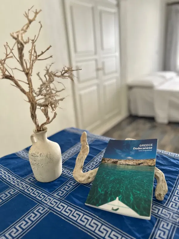 Renovated 50 m² Villa with Two Bedrooms for Sale in Astypalaia, Dodecanese Islands — photo 5