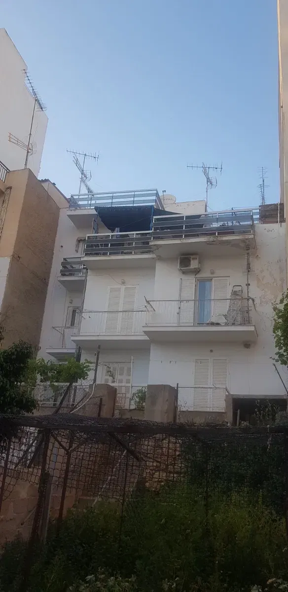 Sea View Building for Sale in Piraeus Perama, Piraeus — photo 2