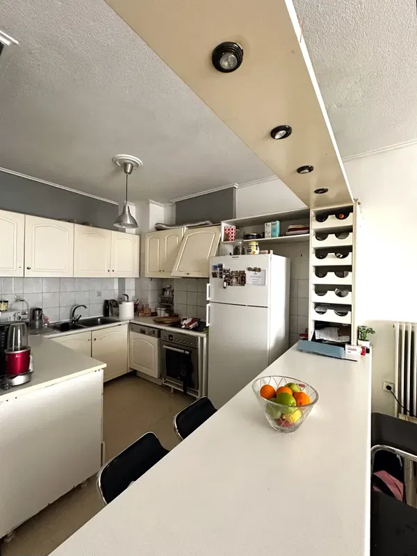 80 m² Apartment with Two Bedrooms for Sale in Neo Faliro, Piraeus — photo 3