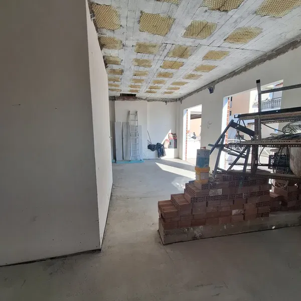 88 m² Sea View Two-Bedroom Apartment for Sale in Piraeus, Piraeus Suburbs — photo 4