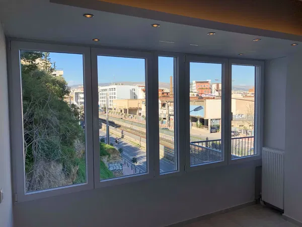 Renovated 74 m² Apartment with Three Bedrooms for Sale in Kastella, Piraeus — photo 2