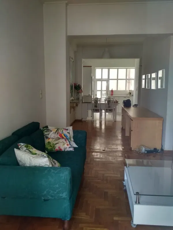 62 m² Two-Bedroom Renovated Apartment for Sale in Piraeus, Piraeus Suburbs