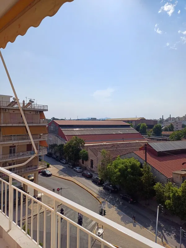 74 m² Two-Bedroom Renovated Apartment for Sale in Piraeus, Piraeus Suburbs — photo 4
