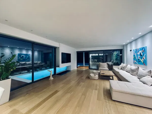 Four-Bedroom Apartment for Sale in Elliniko, Athens Southern suburbs with Autonomous heating — photo 5