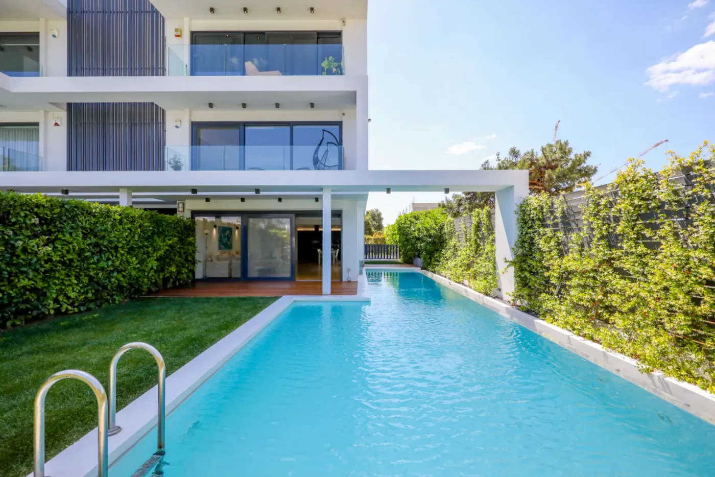 Four-Bedroom Apartment for Sale in Elliniko, Athens Southern suburbs with Autonomous heating