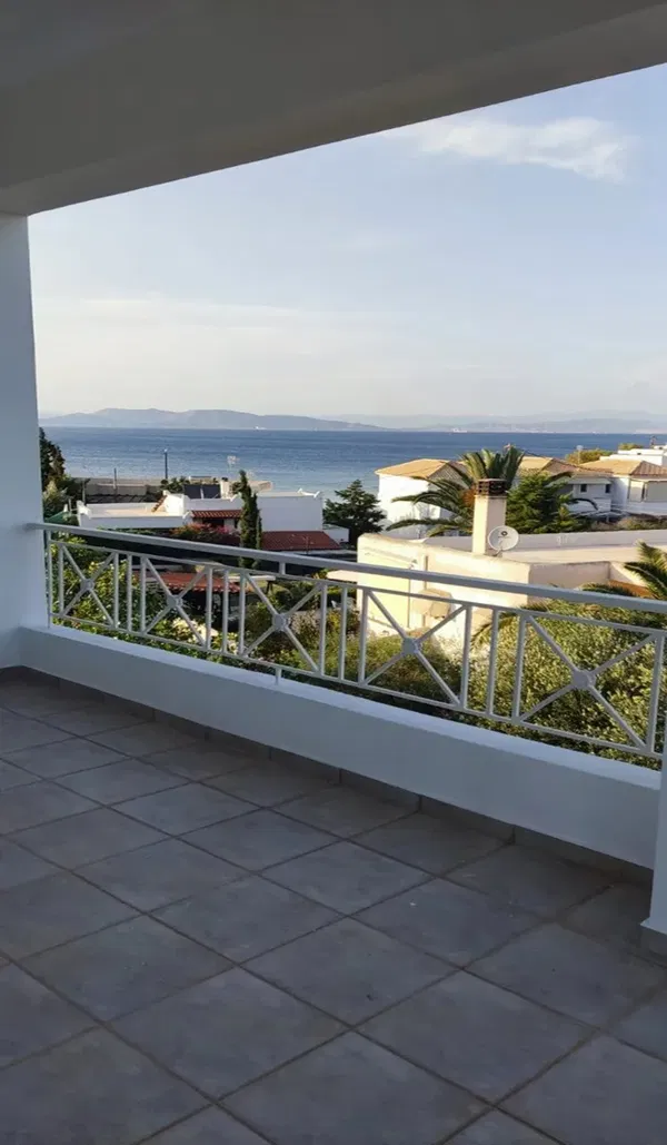 Sea View 199 m² Villa with Five Bedrooms for Sale in Aegina, Attica — photo 4