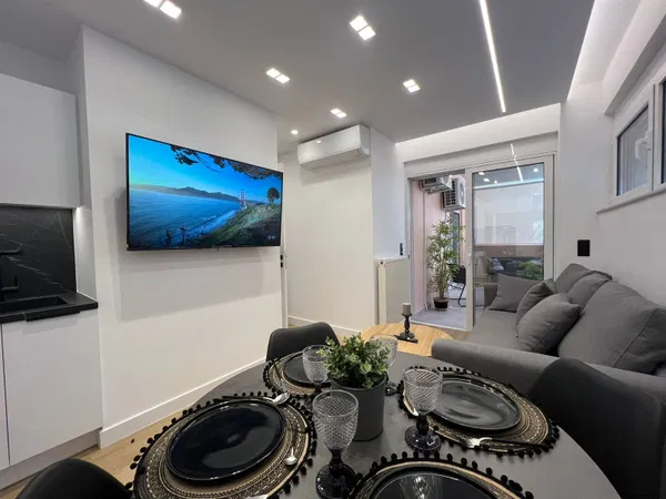 Renovated 52 m² Apartment with Two Bedrooms for Sale in Piraeus, Piraeus Suburbs
