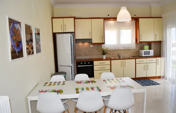 Three-Bedroom Apartment for Sale in Aegina, Attica — photo 2