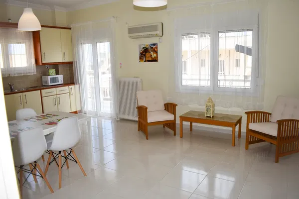 Three-Bedroom Apartment for Sale in Aegina, Attica — photo 3