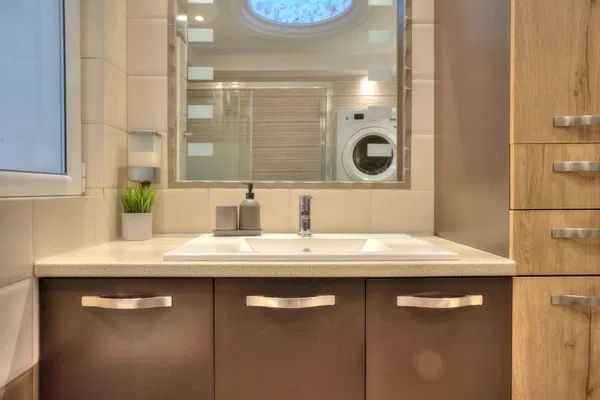 Renovated 97 m² Apartment with Two Bedrooms for Sale in Elliniko, Athens Southern suburbs — photo 4