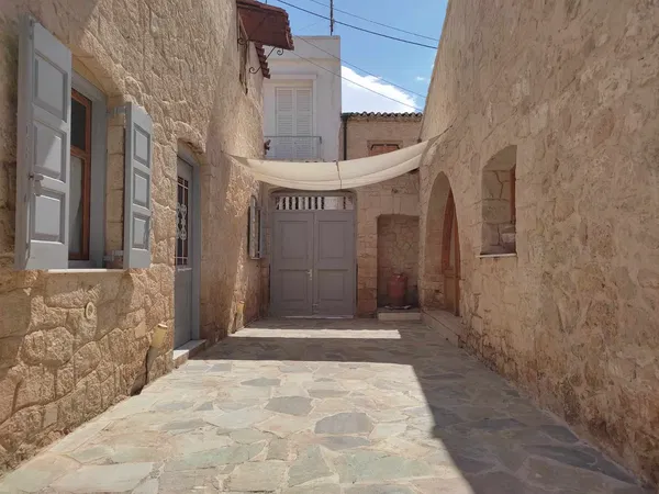 Renovated Apartment for Sale in Aegina, Attica — photo 2