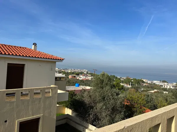Sea View 132 m² Villa with Three Bedrooms for Sale in Aegina, Attica