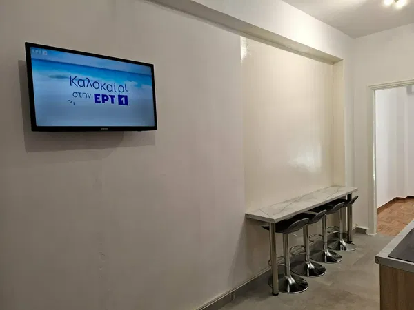 Renovated Two-Bedroom Apartment for Sale in Center Athens, Athens Center with Air conditioning — photo 3