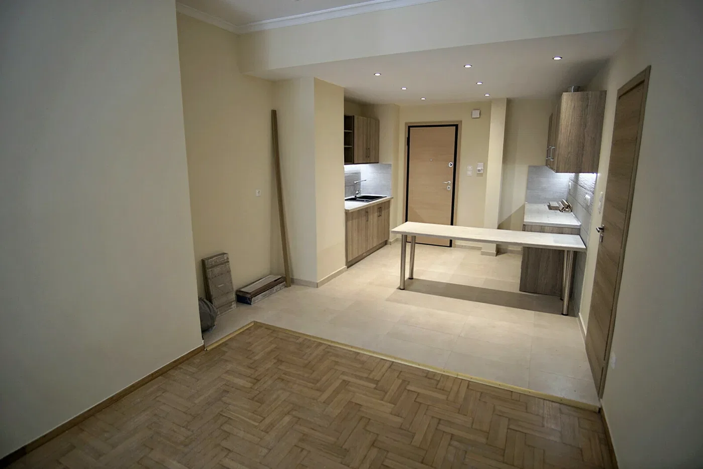 Two-Bedroom Renovated Apartment for Sale in Center Athens, Athens Center with Air conditioning