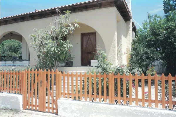 Renovated Two-Bedroom Villa for Sale in Porto Rafti, Attica