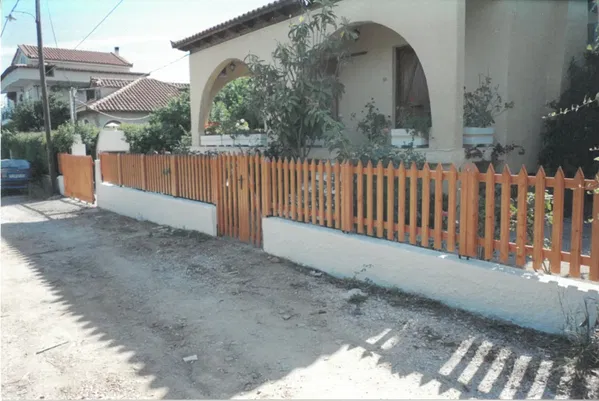 Renovated Two-Bedroom Villa for Sale in Porto Rafti, Attica — photo 2