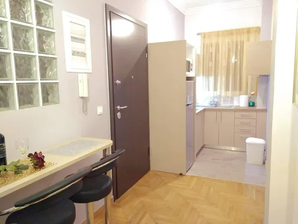65 m² Renovated Two-Bedroom Apartment for Sale in Center Athens, Athens Center — photo 3