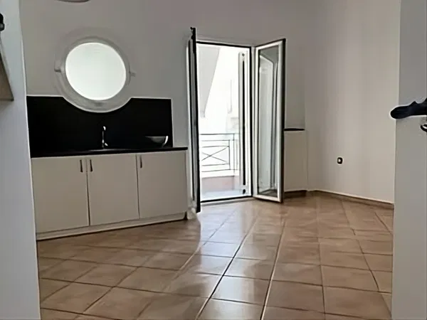 Renovated 50 m² Apartment with One Bedrooms for Sale in Center Athens, Athens Center with Air conditioning — photo 4