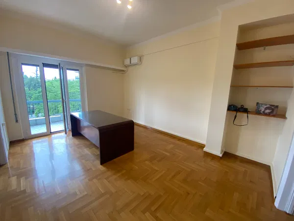 106 m² Two-Bedroom Apartment for Sale in Exarchia - Neapoli, Athens Center
