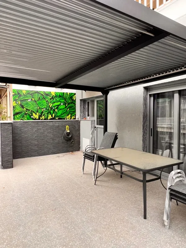 Renovated One-Bedroom Apartment for Sale in Koukaki - Makrigianni, Athens Center