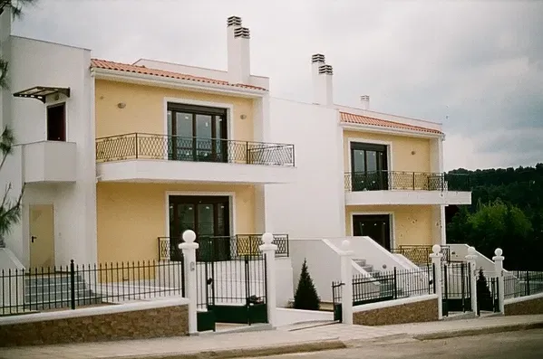 Seafront Building for Sale in Theologos, Fthiotida