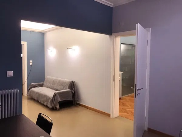 102 m² Renovated One-Bedroom Apartment for Sale in Kolonaki - Lycabettus, Athens Center — photo 2